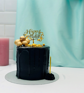 Black Cake (Black Drip and Gold)