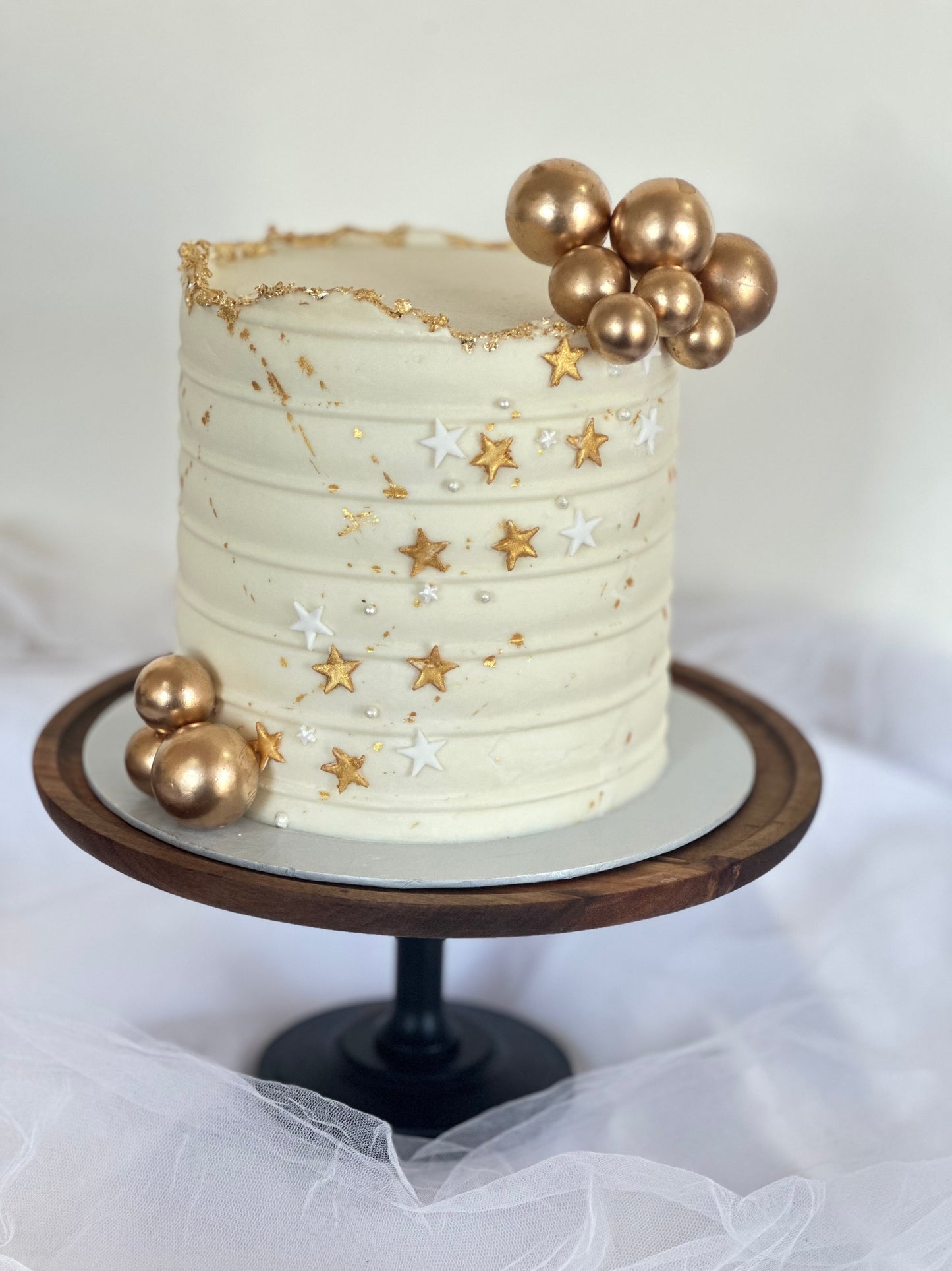 Cream and Gold Cake